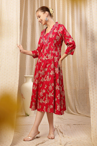 High-quality image of the Rayon texture and finish of the Embroidered Floral Foil Kurta Set.