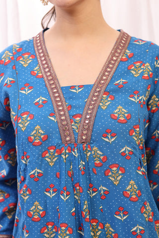 High-quality image of the Rayon texture and finish of the Embroidered Zip Kurta-Pant Kurta Set.