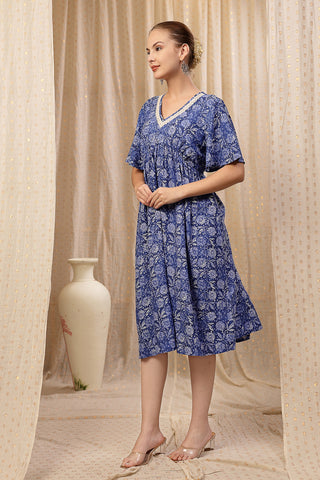 Soft Rayon Texture of All Over Printed Concealed Zip Feeding Maternity Dress - Breathable & Comfy