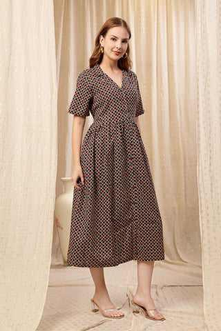 Woman wearing Multi Zipless Maternity Lapel Dress with Pockets in Stylish - Pre & Post Pregnancy