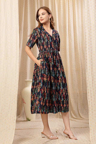 Soft Cotton Texture of Navy Blue Zipless Maternity Lapel Dress with Pockets - Breathable & Comfy