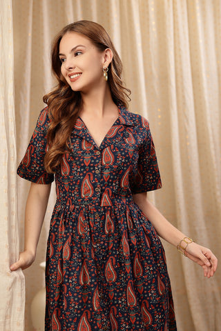 Detail of Hidden Feeding Zips & Pockets on Deep Navy Zipless Maternity Lapel Dress with Pockets for Breastfeeding