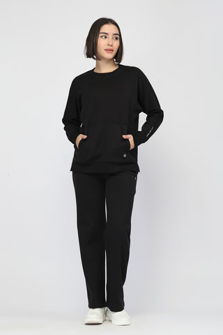 https://houseofzelena.com/collections/new-arrivals/products/laya-maternity-sweatshirt-ribbed-pant-set-black