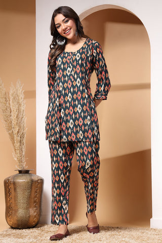 https://houseofzelena.com/products/midnight-bloom-maternity-co-ord-set