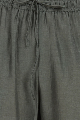 Comfortable Polyester fabric texture of the Pastel Green set, ideal for maternity and postpartum.