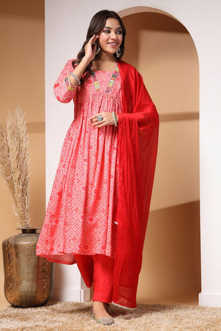 Blush Blossom Maternity Kurta Set With Contrast Dupatta