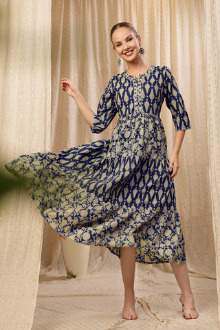 Close-up of the tiered style on the Ethnic Cotton Tiered Kurti for Feeding Kurti.