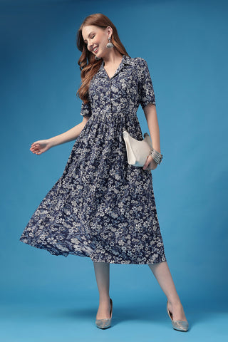 Detail of Hidden Feeding Zips & Pockets on The Indigo Floral Zipless Feeding Shirtdress for Breastfeeding