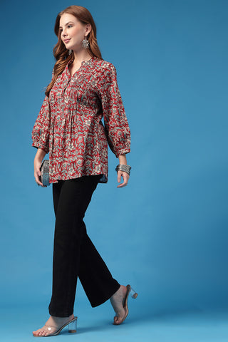 Multi Top fabric; breathable material provides comfort in hot weather.