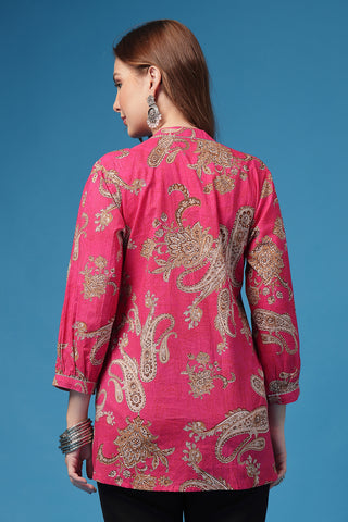 Fuchsia Feeding Top; zipless access ensures simple and quick nursing.