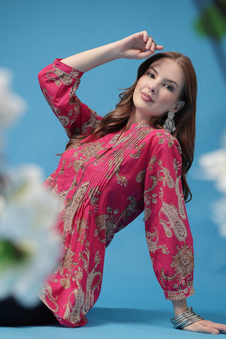 Fuchsia Pleated Top; comfortable pleats are suitable for wear during pregnancy and nursing.