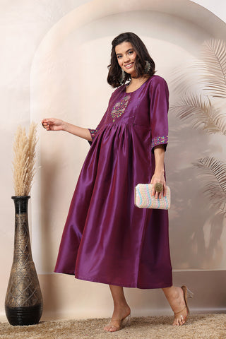 https://houseofzelena.com/collections/maternity-dresses/products/mystic-violet-maternity-feeding-dress-with-embroidered-yoke