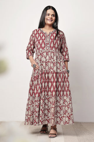 Side profile of the Ethnic Cotton Tiered Kurti for Feeding Kurti, demonstrating the comfortable A-line fit for pregna...