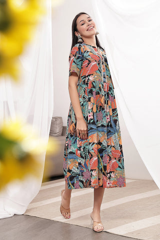 Woman wearing Mehr – The Festive Zipless Feeding Lapel Dress- Black Multi in Black - Pre & Post Pregnancy