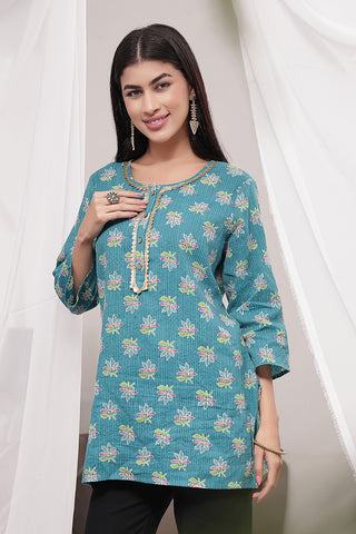 https://houseofzelena.com/collections/feeding-tops/products/zipless-feeding-cotton-top-with-embroidered-neck-teal-booty