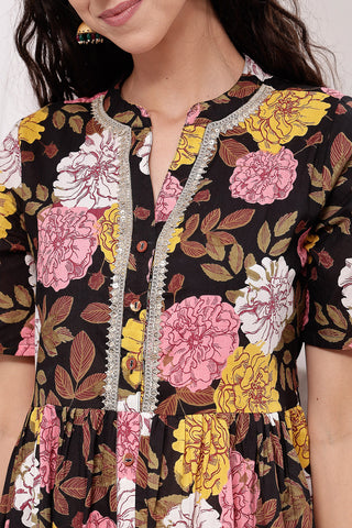 Woman wearing Mehr – The Festive Zipless Feeding Lapel Dress- Dark Wine in Wine - Pre & Post Pregnancy