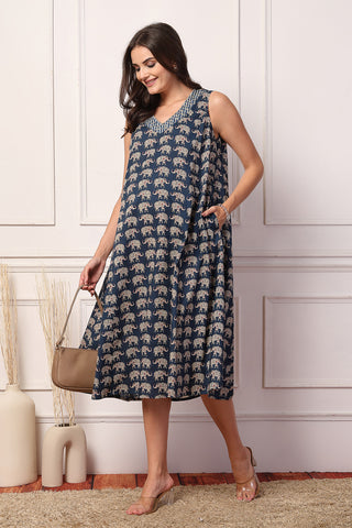 Sleeveless All Over Printed Maternity Feeding Dress - Navy