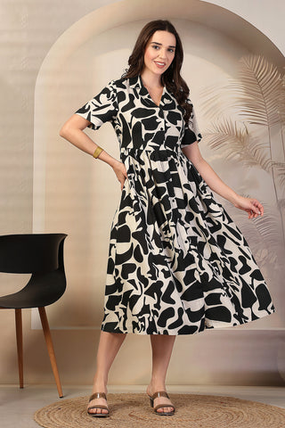 Chic Abstract Print Zipless Feeding Maternity Dress