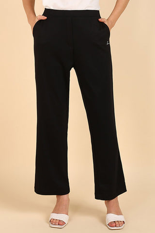 https://houseofzelena.com/products/black-pre-post-maternity-flare-pant-for-summer