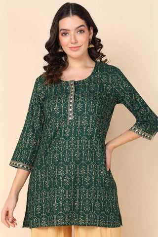 Green Maternity Short Top with Pocket