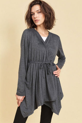 https://houseofzelena.com/collections/new-arrivals/products/carbon-grey-full-coverage-easy-feeding-maternity-duster