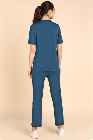 Airforce Feeding Top; zipless access ensures simple and quick nursing.