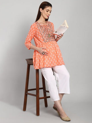 Cantaloupe Nursing Top; feeding feature makes nursing simple and stress-free.